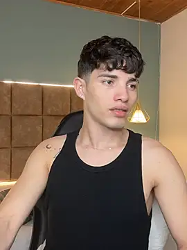 AlejooTwink online show from 03-21-26, 03:44