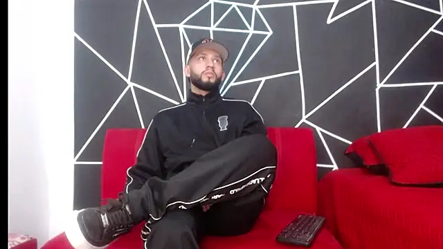 maxXximo777 online show from 12-28-24, 02:11