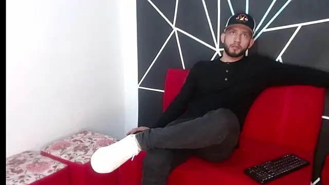 maxXximo777 online show from 01-17-25, 02:08