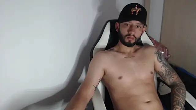 maxXximo777 online show from 03-18-25, 04:59