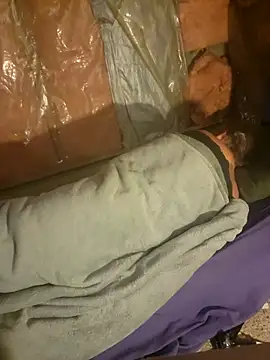 chatwatchcum online show from 10-25-25, 04:42