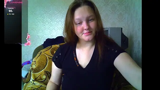 Snapshot of Aria__Dark chatting on 11-05-25, 04:45 Aria Dark online show from 11-05-25, 04:45