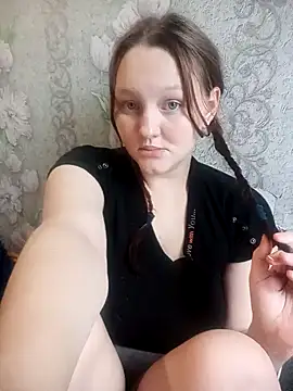 Snapshot of Aria__Dark chatting on 11-06-25, 10:49 Aria Dark online show from 11-06-25, 10:49