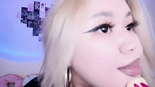 amelia sunlight online show from 12-04-24, 04:43