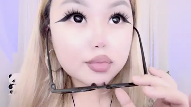 amelia sunlight online show from 03-13-25, 02:27