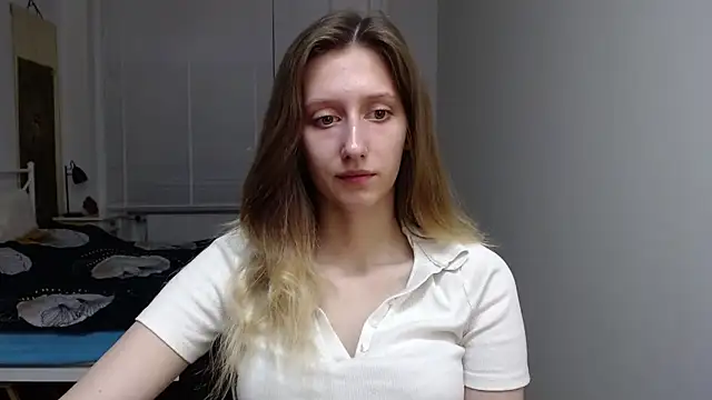 LUNA delight online show from 10-08-25, 05:27