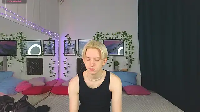 Ron Vils online show from 12-20-24, 03:58