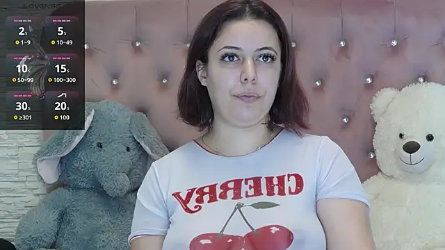 SophiaStarr online show from 09-26-25, 07:51