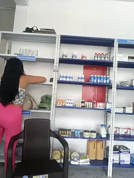 Megan jennerr online show from 11-18-25, 02:43