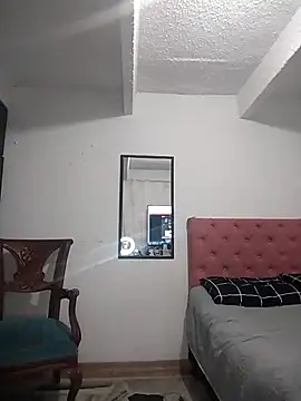 Snapshot of Venus-Wood chatting on 10-30-25, 09:04 Venus-Wood online show from 10-30-25, 09:04