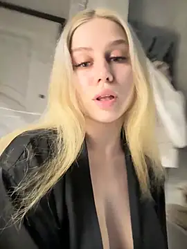 Snapshot of ChrisOnlyOne chatting on 03-15-25, 09:16 ChrisOnlyOne online show from 03-15-25, 09:16