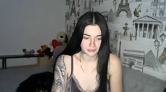 Liana diva online show from 12-18-24, 11:08