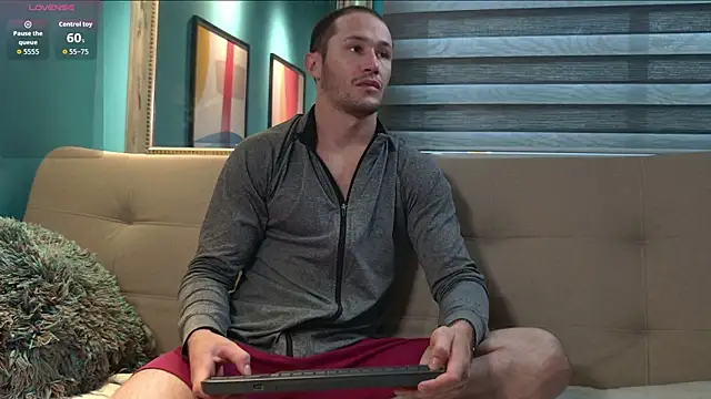 AxelFairchaild online show from 10-24-25, 01:29