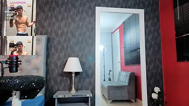 Cristopher23  online show from 09-13-25, 08:19