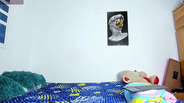 Lilybaudinx96 online show from 11-20-25, 04:12