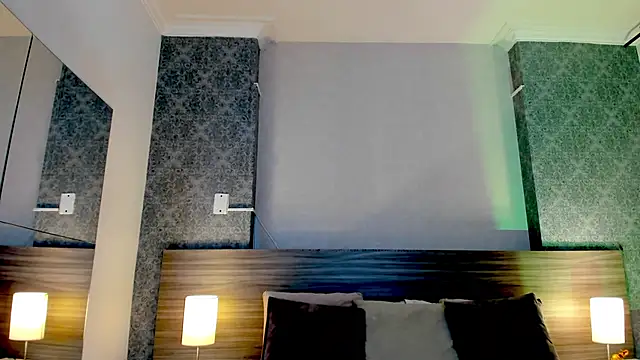 Mistyca online show from 10-21-25, 11:00