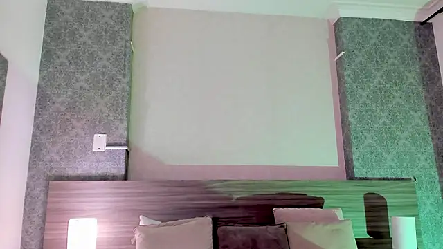 Snapshot of Mistyca chatting on 04-08-26, 11:10 Mistyca online show from 04-08-26, 11:10