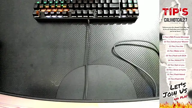 Snapshot of Calihotcaliente277 chatting on 10-14-25, 10:38 Calihotcaliente277 online show from 10-14-25, 10:38