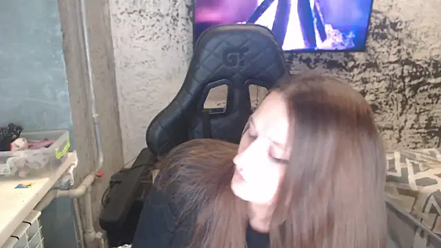 PamelaYoun online show from 10-24-25, 10:06