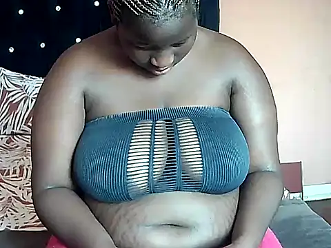 Snapshot of MelaninBear chatting on 01-23-25, 08:25 MelaninBear online show from 01-23-25, 08:25