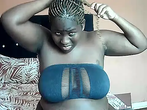 Snapshot of MelaninBear chatting on 01-23-25, 12:30 MelaninBear online show from 01-23-25, 12:30