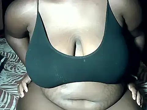 Snapshot of MelaninBear chatting on 02-04-25, 08:59 MelaninBear online show from 02-04-25, 08:59