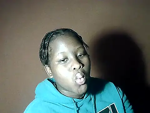 Snapshot of MelaninBear chatting on 02-18-25, 05:53 MelaninBear online show from 02-18-25, 05:53