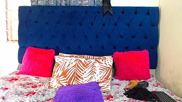 Snapshot of MelaninBear chatting on 10-03-25, 01:08 MelaninBear online show from 10-03-25, 01:08