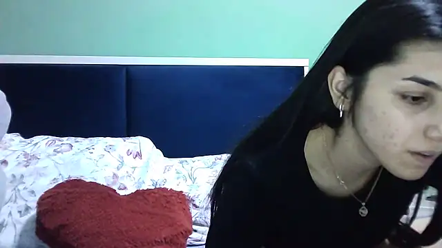 Snapshot of Ahotkittyxxx chatting on 12-15-24, 03:53 Ahotkittyxxx online show from 12-15-24, 03:53