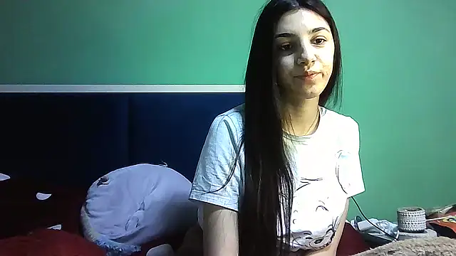 Snapshot of Ahotkittyxxx chatting on 12-28-24, 07:55 Ahotkittyxxx online show from 12-28-24, 07:55