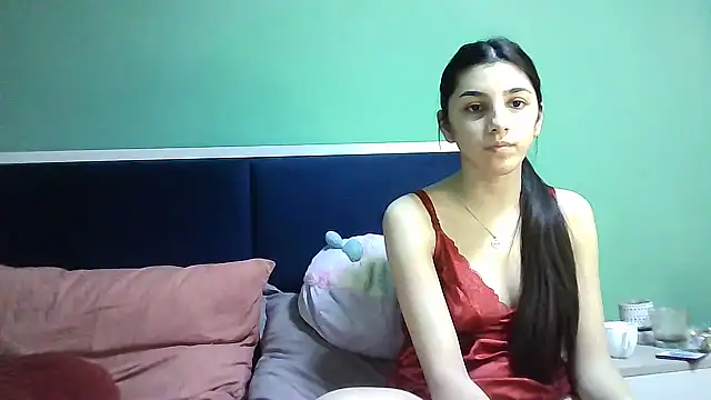 Snapshot of Ahotkittyxxx chatting on 12-29-24, 12:12 Ahotkittyxxx online show from 12-29-24, 12:12