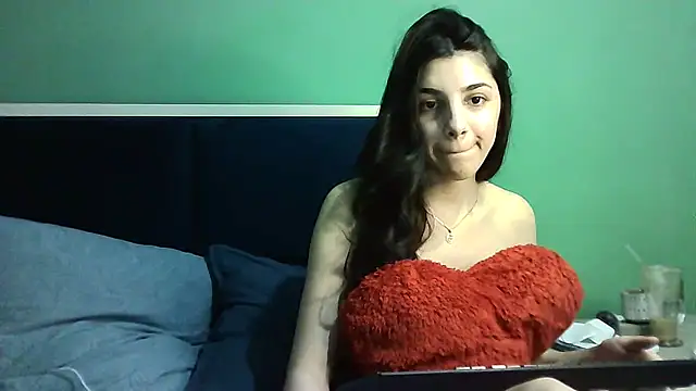 Snapshot of Ahotkittyxxx chatting on 01-10-25, 06:38 Ahotkittyxxx online show from 01-10-25, 06:38