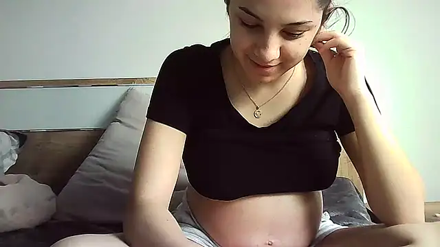 Snapshot of Ahotkittyxxx chatting on 11-23-25, 08:58 Ahotkittyxxx online show from 11-23-25, 08:58