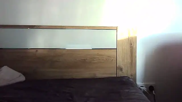 Snapshot of Ahotkittyxxx chatting on 12-15-25, 09:13 Ahotkittyxxx online show from 12-15-25, 09:13