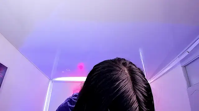 AuroraDiaz online show from 10-11-25, 07:34