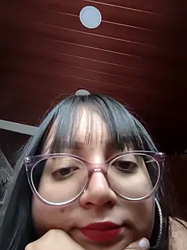 Snapshot of NanisGS_99 chatting on 12-04-25, 09:01 NanisGS 99 online show from 12-04-25, 09:01