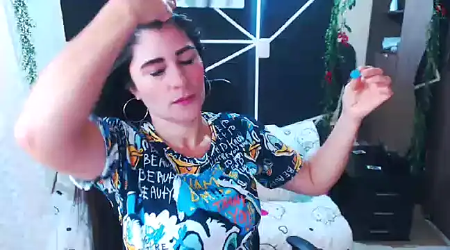 LUCY LI online show from 03-15-25, 01:18