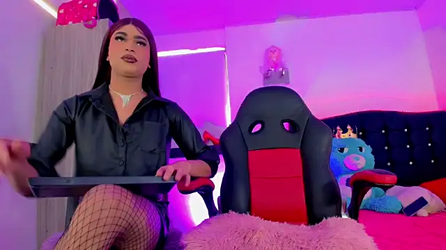 Snapshot of Hellen_moons__ chatting on 11-05-25, 07:14 Hellen moons online show from 11-05-25, 07:14