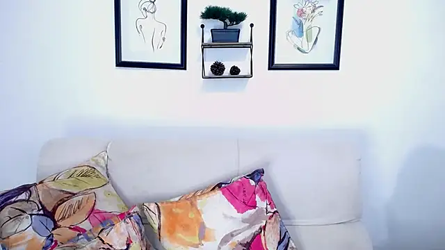 Amber diamond online show from 02-26-25, 04:14