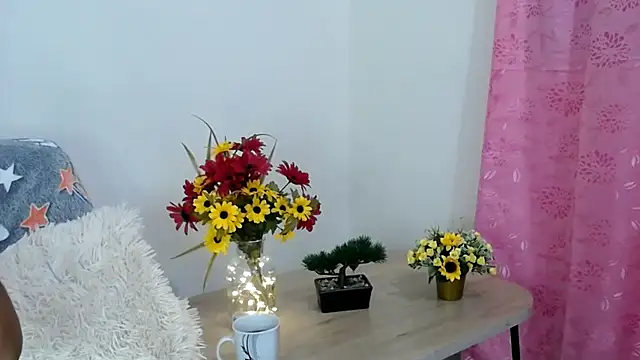 Amber diamond online show from 03-18-25, 04:04