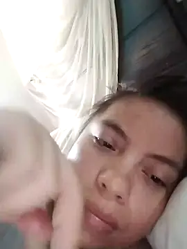 Snapshot of lisseth chatting on 12-17-24, 04:00 lisseth online show from 12-17-24, 04:00