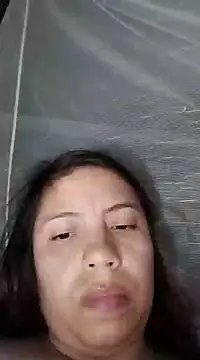 Snapshot of lisseth chatting on 01-11-25, 04:27 lisseth online show from 01-11-25, 04:27