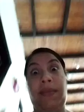 Snapshot of lisseth chatting on 02-05-25, 09:40 lisseth online show from 02-05-25, 09:40