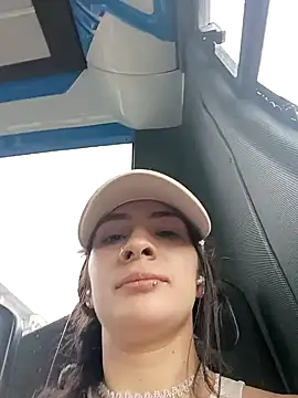 SAMANTHA-16  online show from 01-30-25, 08:10