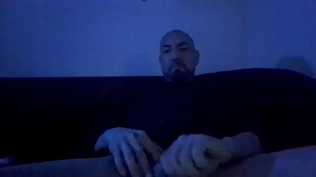 Snapshot of nakedtony81 chatting on 02-25-26, 03:43 nakedtony81 online show from 02-25-26, 03:43