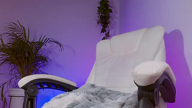 keily scot online show from 12-28-24, 11:26