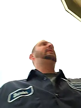 Snapshot of MrMechanic38 chatting on 02-13-26, 01:40 MrMechanic38 online show from 02-13-26, 01:40