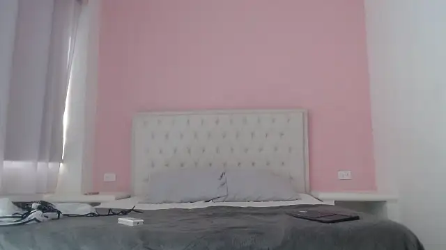 Snapshot of Gabycutee chatting on 12-18-25, 07:09 Gabycutee online show from 12-18-25, 07:09