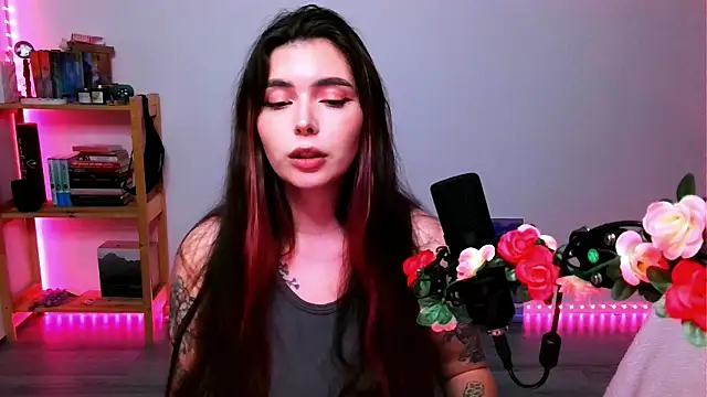 peaachybabe   online show from 09-16-25, 06:31