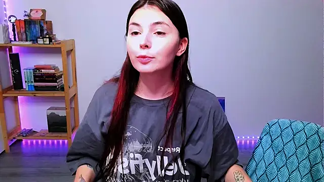 Snapshot of peaachybabe__ chatting on 09-26-25, 04:55 peaachybabe online show from 09-26-25, 04:55